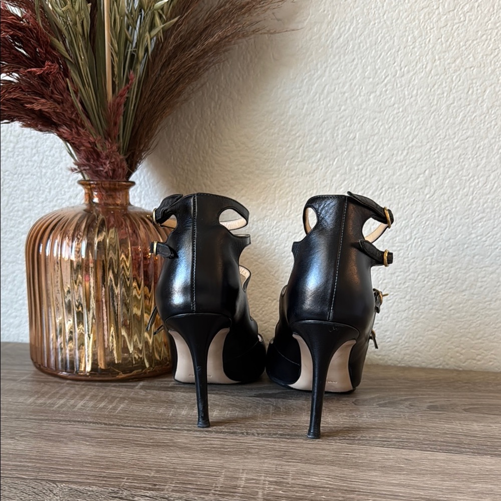 Chic Marion Park Black Multi-Strap Heels - Picture 4 of 5